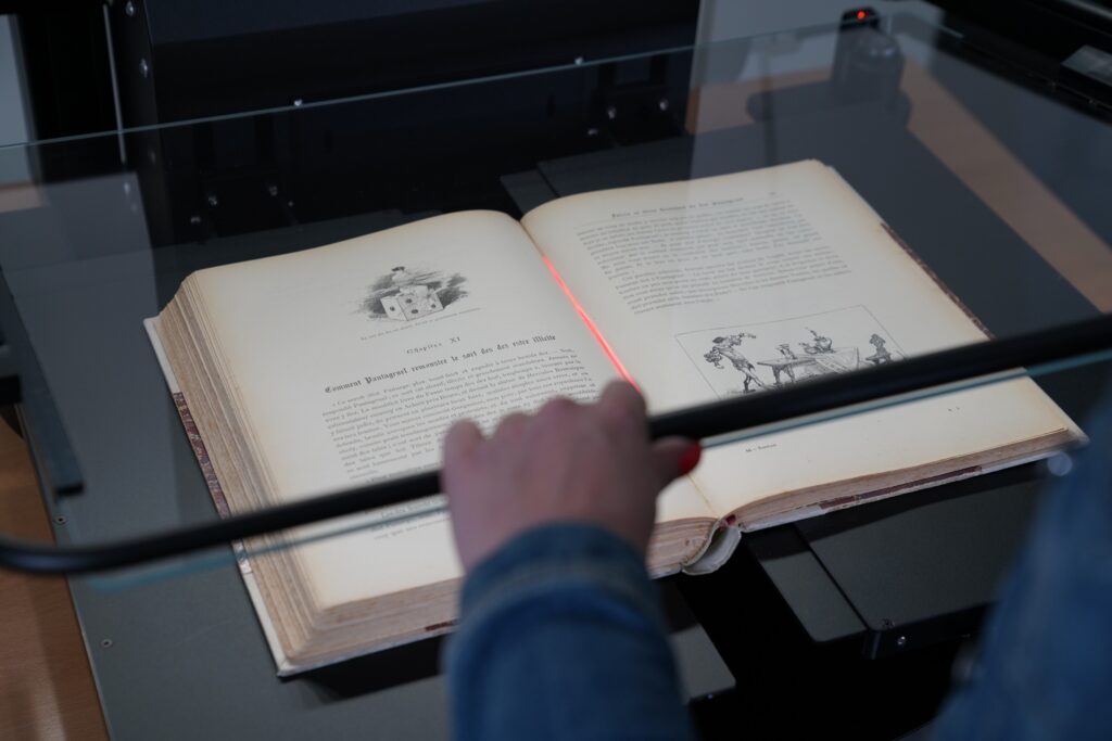 book scanner cradle and glass plate